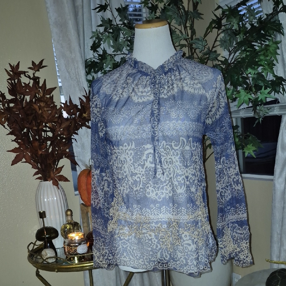 Johnny Was Blue and Cream Lace Blouse - Picture 3 of 7